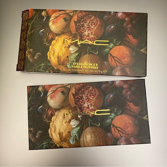 MAC Tempting Fate “Feast Your Eyes” Eyeshadow Palette - Picture 8 of 9